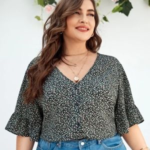 Shein Plus Ditsy Floral button front blouse